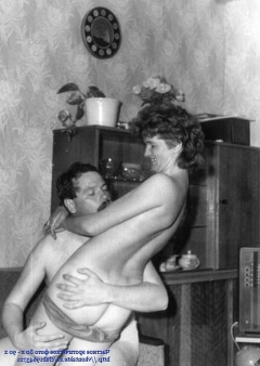 Супружеский секс зрелой пары из Советского Союза 9 фото