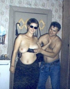 Деревенские пары снимают свой секс на камеру 21 фото