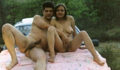 Деревенские пары снимают свой секс на камеру 9 фото