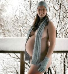 Беременные женщины в обнаженном виде 4 фото