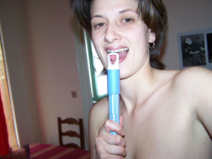 Уборщица дрочит ручкой от швабры 20 фото