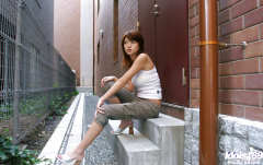 Томная китаянка Erika Satoh позирует в ванной 1 фото